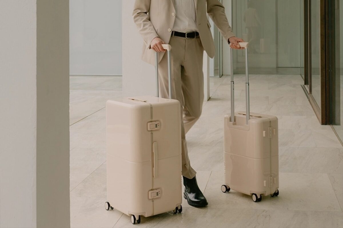 July trunk luggage review.jpg